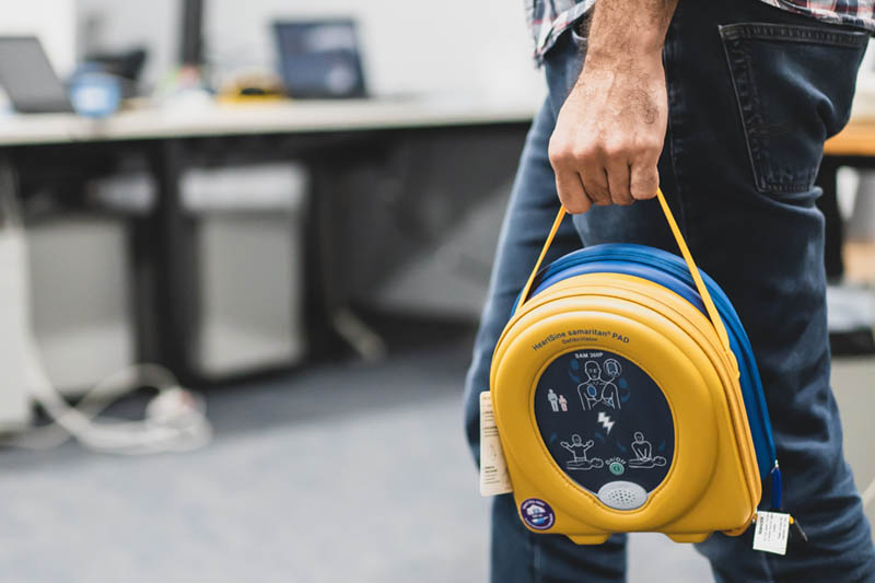 Lightweight, Portable & Durable AED